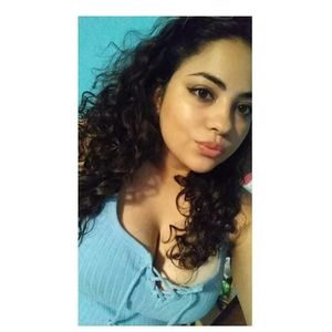 Meet your Posher, Brianna